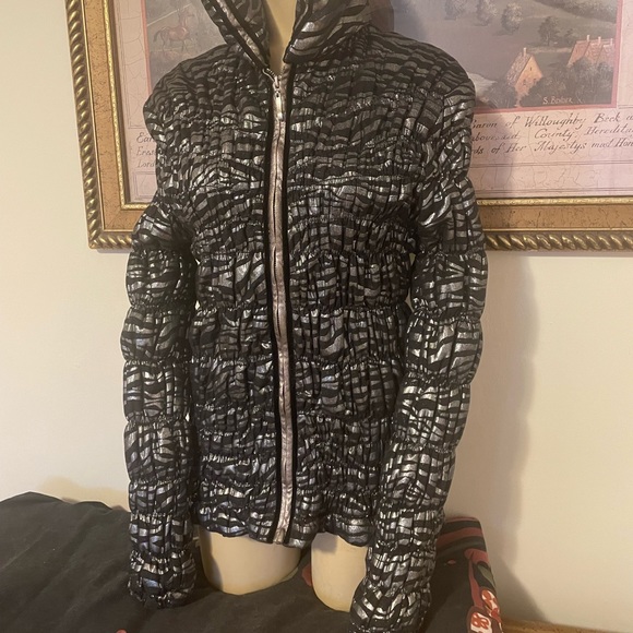 Svetlana Stretchy Puffer Jacket. - Picture 4 of 5